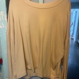Lululemon Athletica Tan Boxy Long Sleeve Sweatshirt
